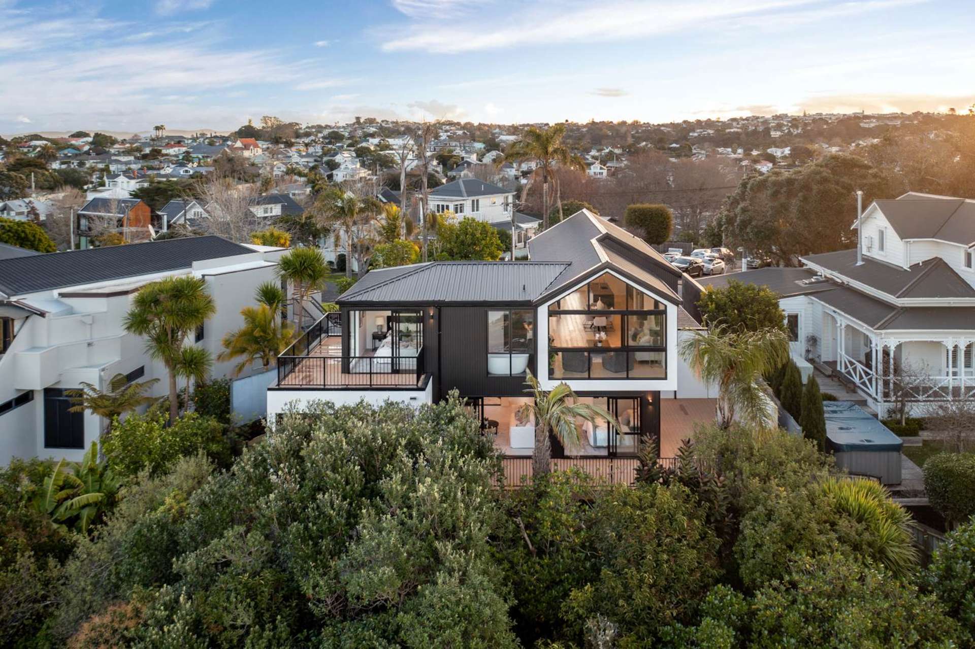 13 Waimana Avenue Northcote Point_0