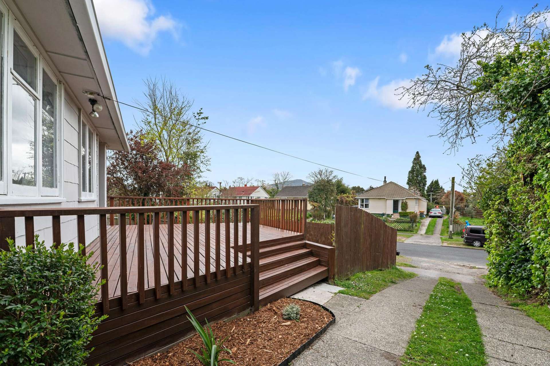 2a Manuka Crescent Hillcrest_0