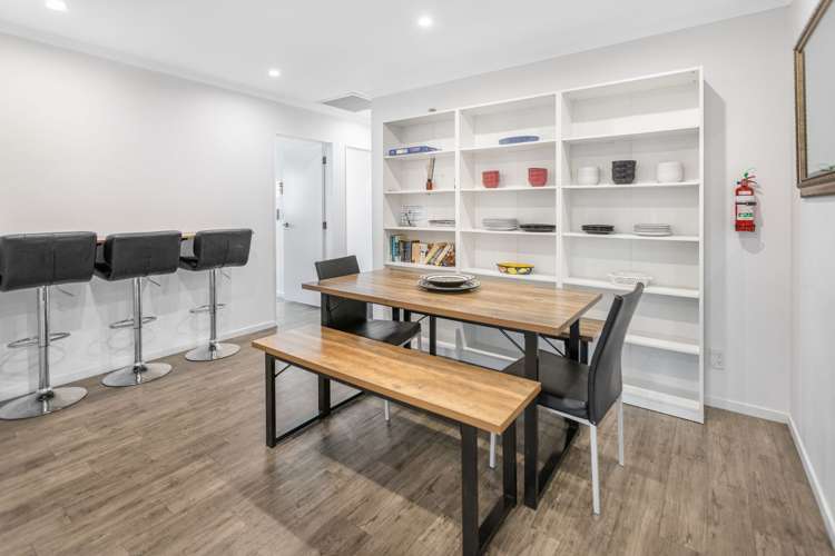 16 Mahanga Road Fairy Springs_9