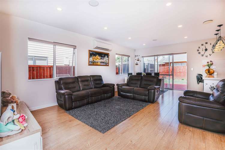 28 Quattro Avenue Flat Bush_5
