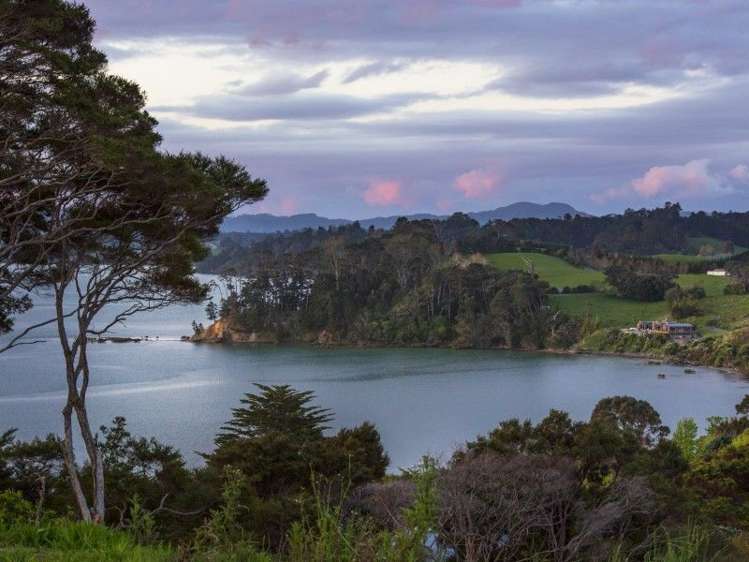 86 Ridge Road Mahurangi East_0