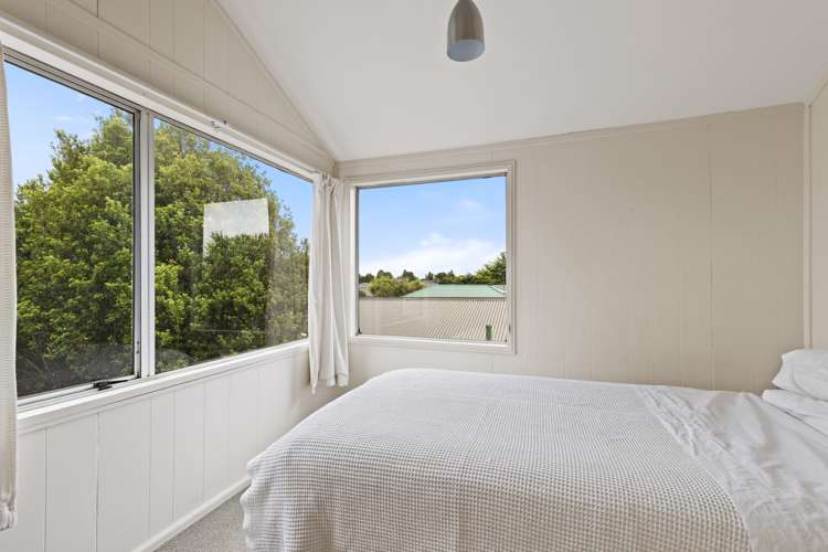 18 Birdwood Avenue Beckenham_20