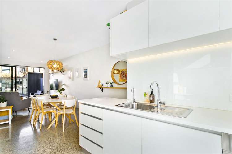 19 Isitt Road Hobsonville_6