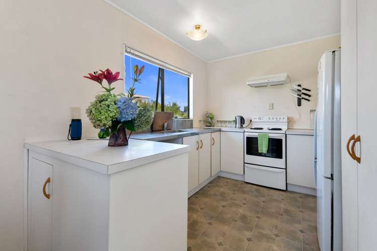 6a Neil Road Fairy Springs_5