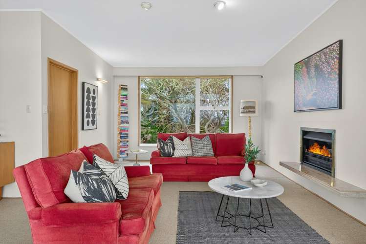 11 and 13 Puketaha Road Swanson_23