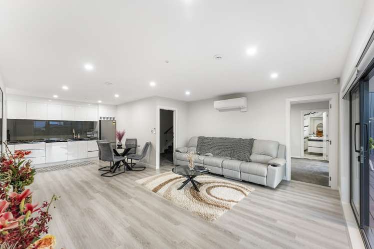 13 Michael Richard Place East Tamaki Heights_20