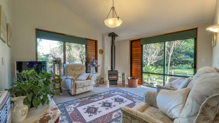 208 Mount View Road Thames_18