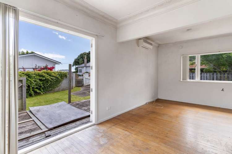 2/55 Aramoana Avenue Devonport_12