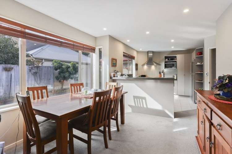 14 Len Hale Place_5