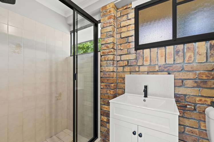 9-11 Manika Court Tamborine Mountain_21