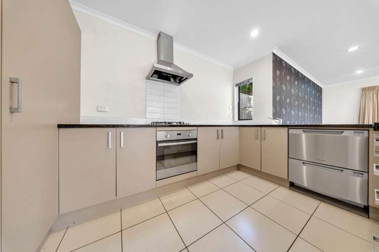 17 Norwood Drive Flat Bush_7