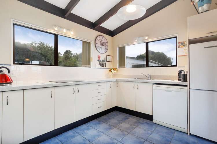 2/132 Golf Road Titirangi_16