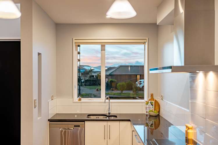 2 Atatu Lane Wigram_8