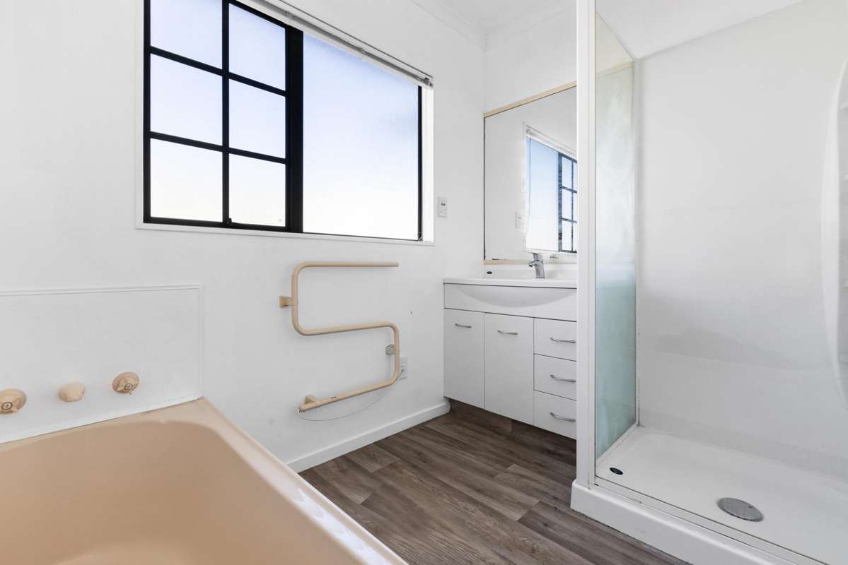 2/2A Spriggs Crescent_5