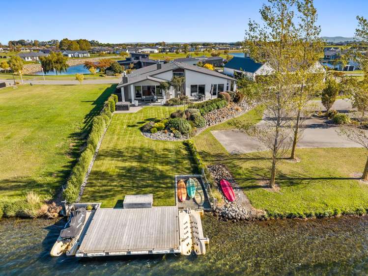 4 Waterton Point Huntingdon_38