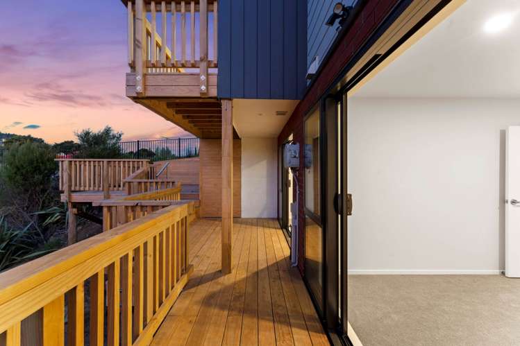 Johns Creek Crescent Silverdale_19