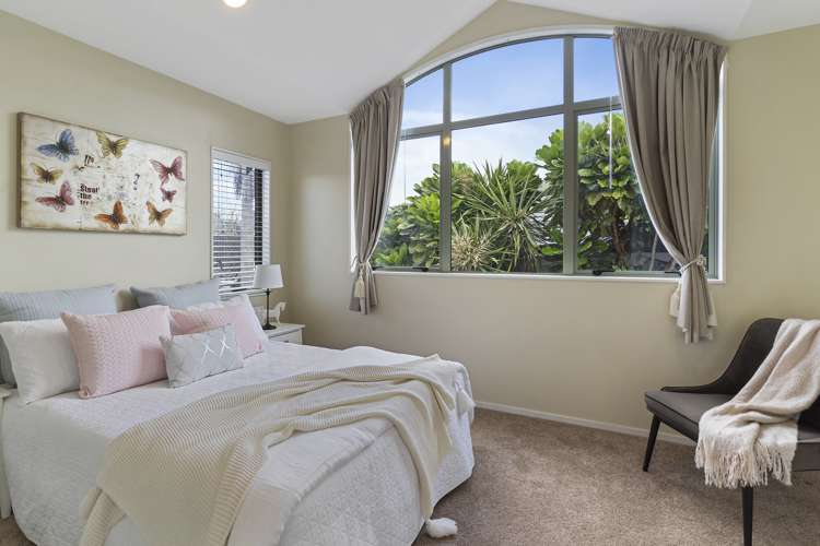 2/8 Cardinal Place Glendowie_10