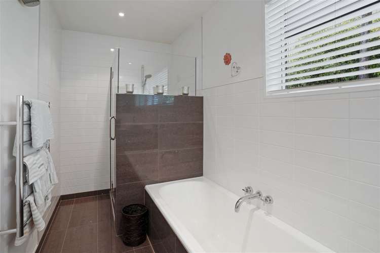 22 Westburn Terrace Burnside_16