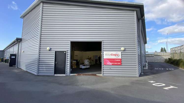 Tenancy 2/51-57 Fifteenth Avenue Tauranga South_11