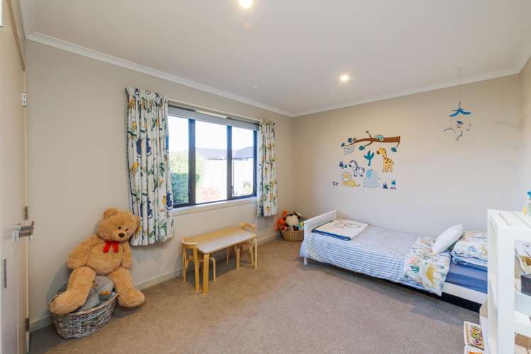 34 Cyprus Place Fitzherbert_16