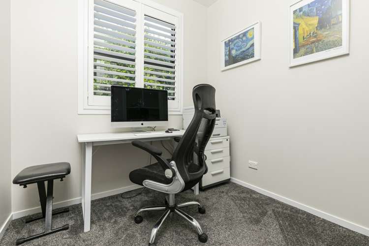 80 Riverhead Point Drive Riverhead_22