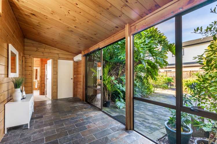 51 Coldham Crescent Saint Johns_6