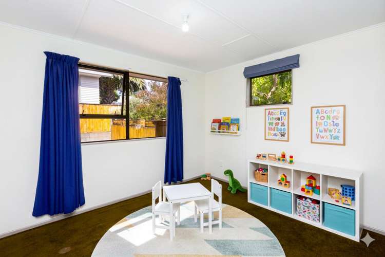 119 Holborn Drive Stokes Valley_17