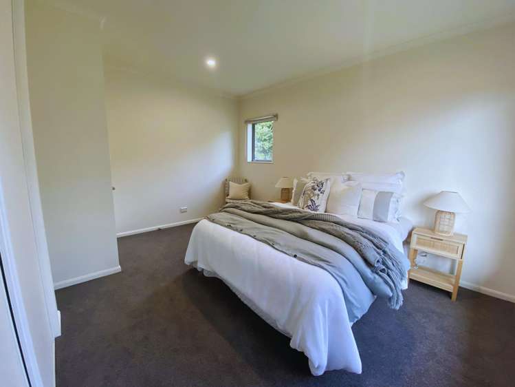 5 Main Road Redcliffs_10