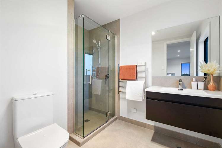 1/40 Rose Berry Crescent Flagstaff_13