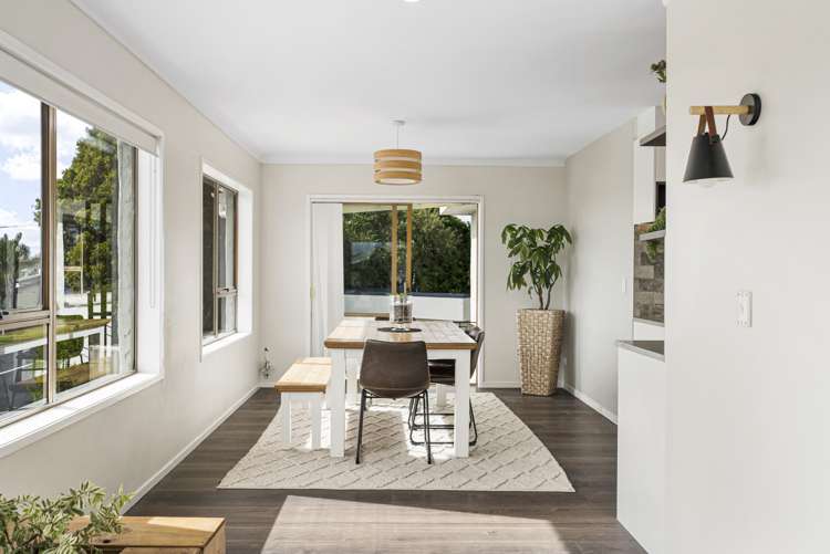 2 Melandra Road Stanmore Bay_5