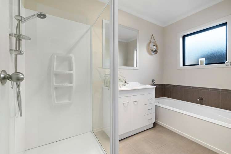 2 Alice Burn Drive Luggate_12