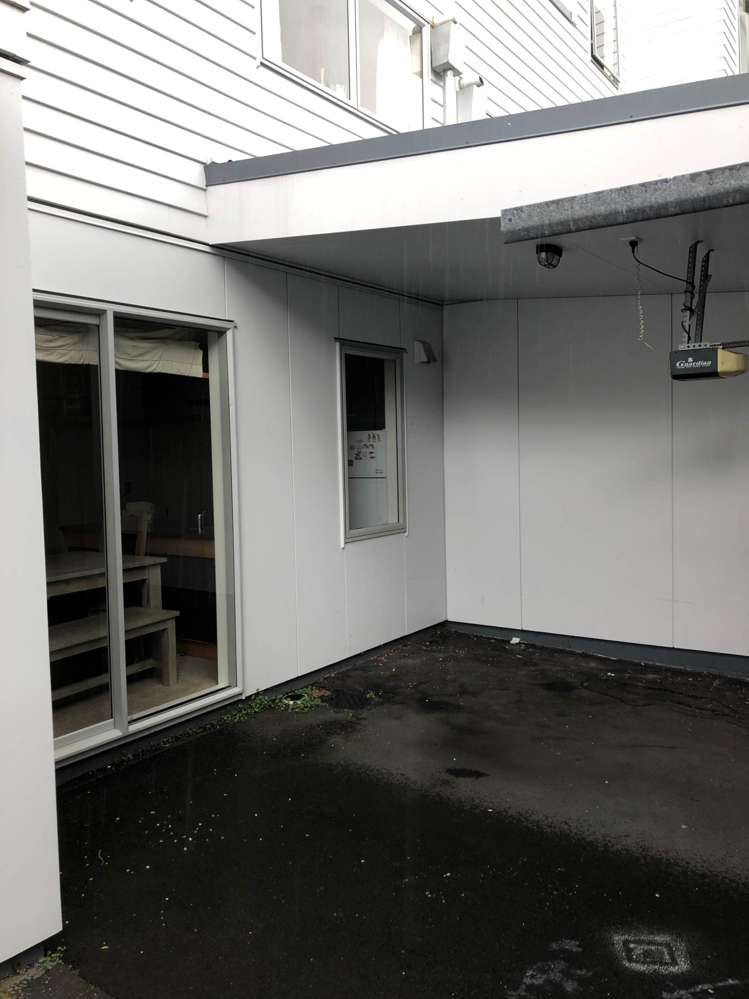 61/3 Wagener Place Mount Albert_11