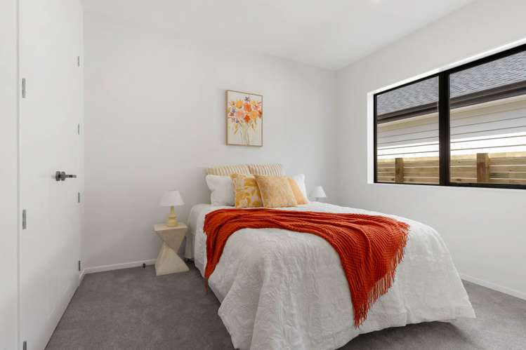 173 Otuwairoa Esplanade Opaheke_17