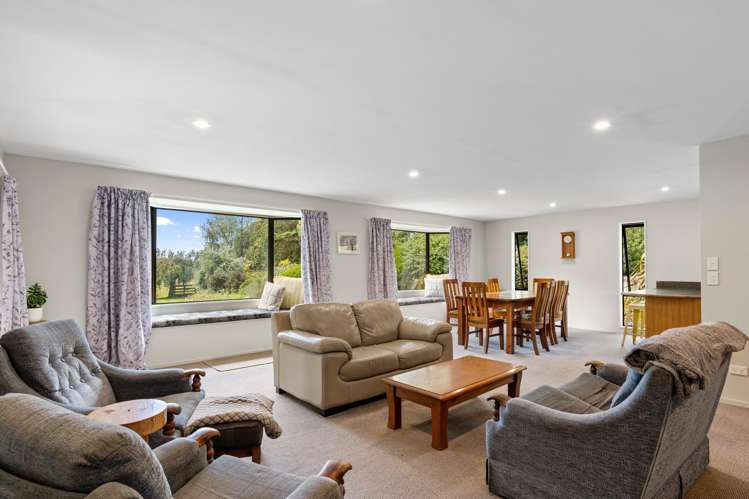 299 Domett Road Domett_26