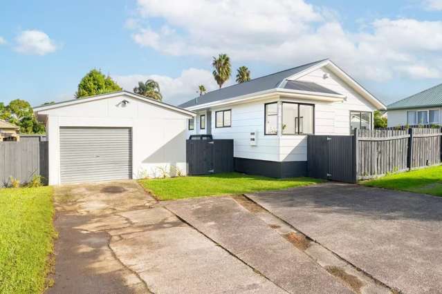 2/7 Rewarewa road Te Atatu Peninsula_4