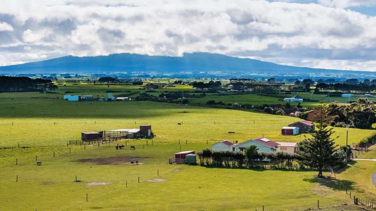 39 Auroa Road Otakeho_22