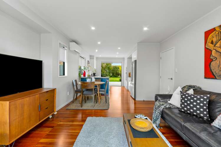 9 Grainger Road Te Atatu South_15