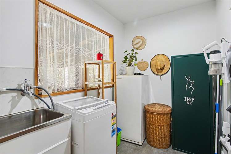 4 Swansea Street Waimangaroa_8