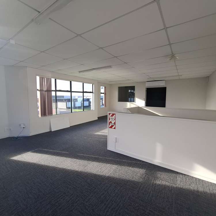 Unit A, 6 Westech Place Kelston_6
