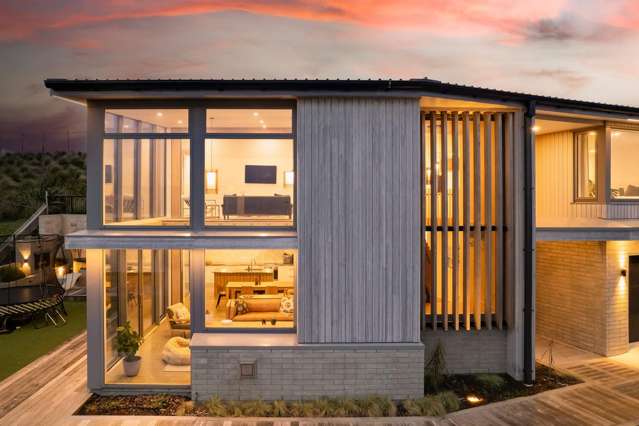 Architectural Luxury & Stunning Sea Views