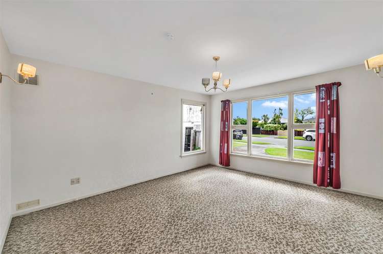 35 Vardon Crescent Shirley_4