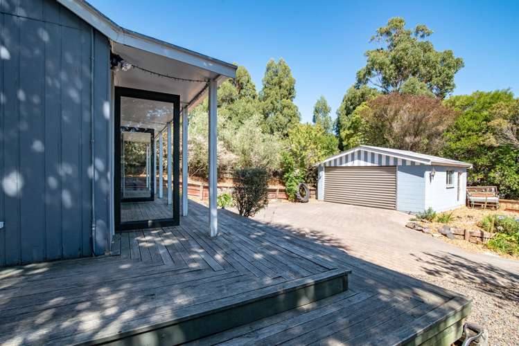 27 Bayview Crescent Duvauchelle_3