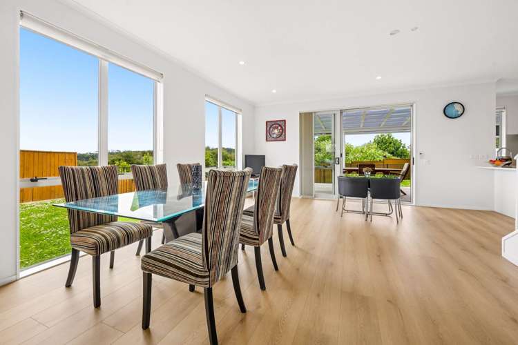 77 Mackay Drive Greenhithe_9