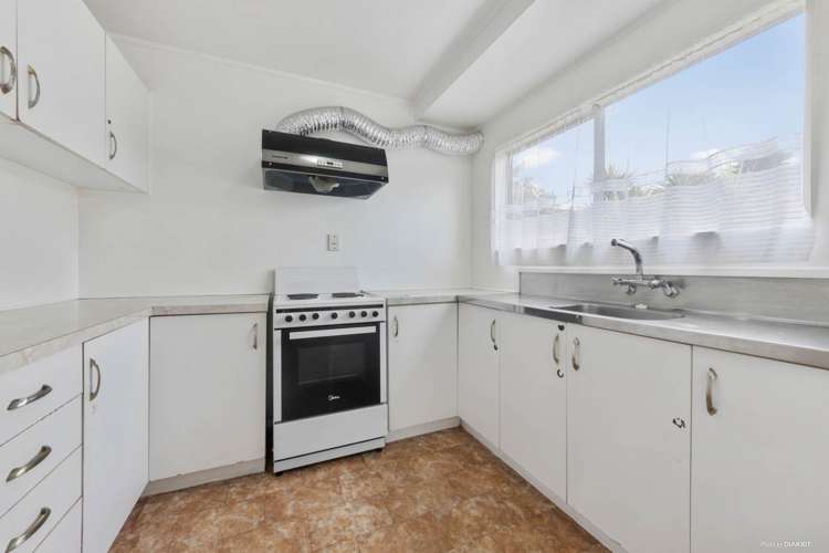 1/38 Maywood Crescent Glen Eden_3