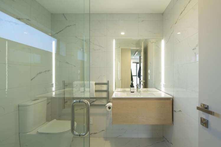 7 Longlands Street Dalefield/Wakatipu Basin_11