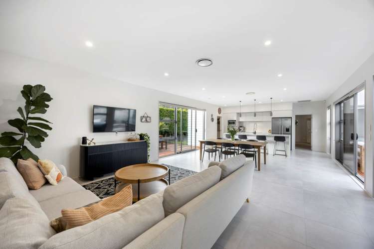 36 Doidge Street Beachlands_10