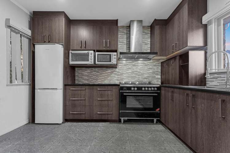 74 Weymouth Road Manurewa_10