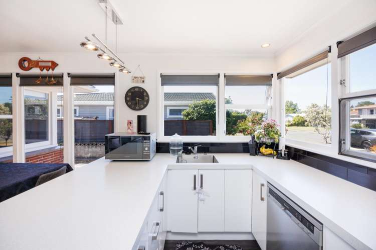 26 Fairview Avenue Feilding_14