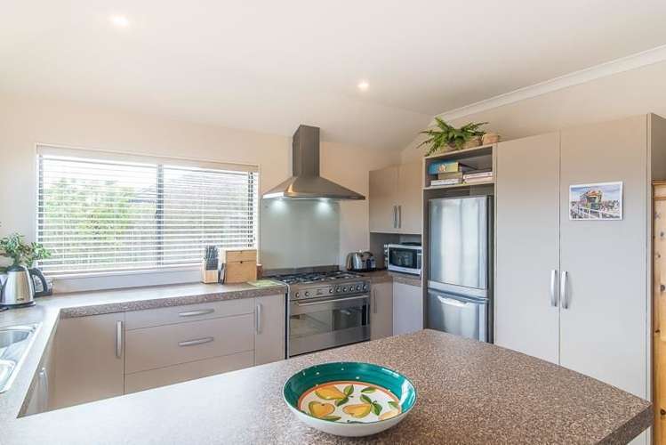 31 Holcombe Drive Paraparaumu_6