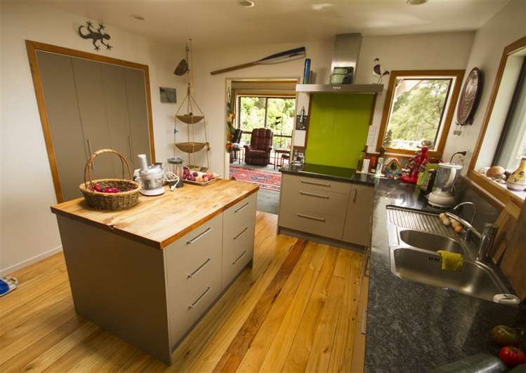 8 Brenton Place Whangamata_15